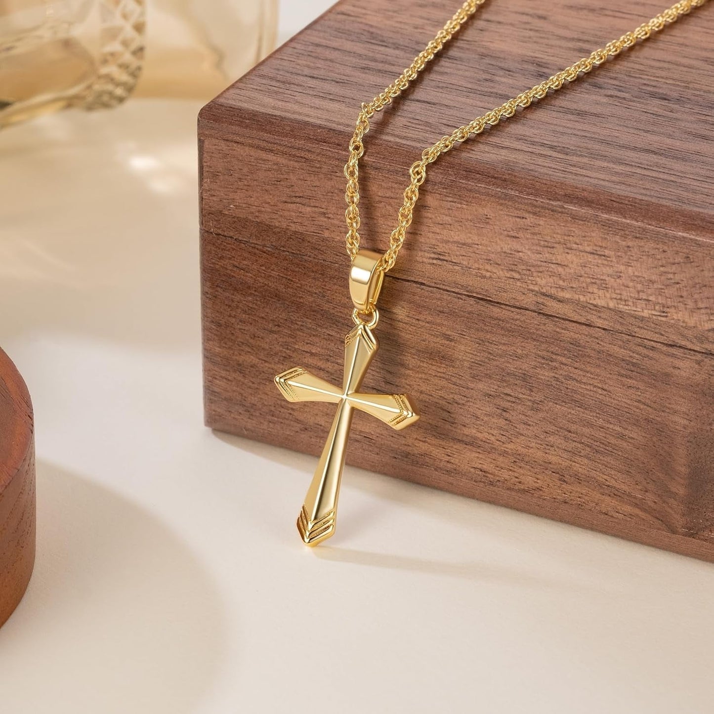 Cross Necklace for Women 14K Gold Cross Necklaces for Women Gold Crosses Chain Pendant Necklace for Womens with V-Shaped Patterns Trendy Crosses Necklaces for Womens