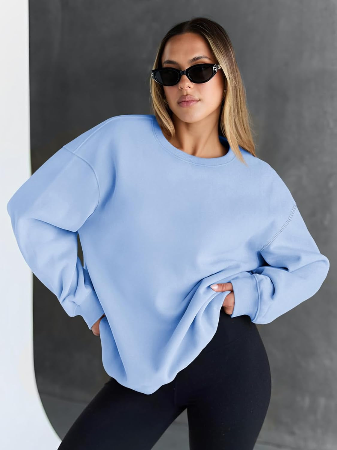 Sweatshirts for Women Hoodies Oversized Crewneck Tops Sweaters Comfy Fall Winter Outfits Clothes 2025 Fashion