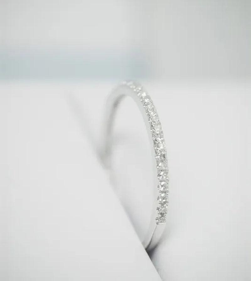 Shiny Simple Fashion Women's Single Row Diamond Ring Gold, Silver Rose Gold Women's Ring