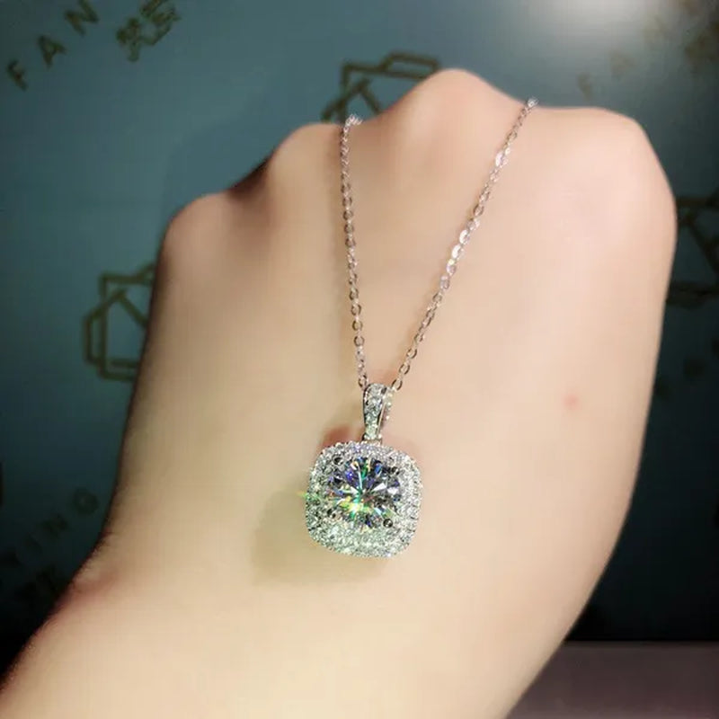 Elegant Round Cut 2.0CT White Sapphire Diamond Pendant Necklace for Women Wedding Engagement Party Jewelry