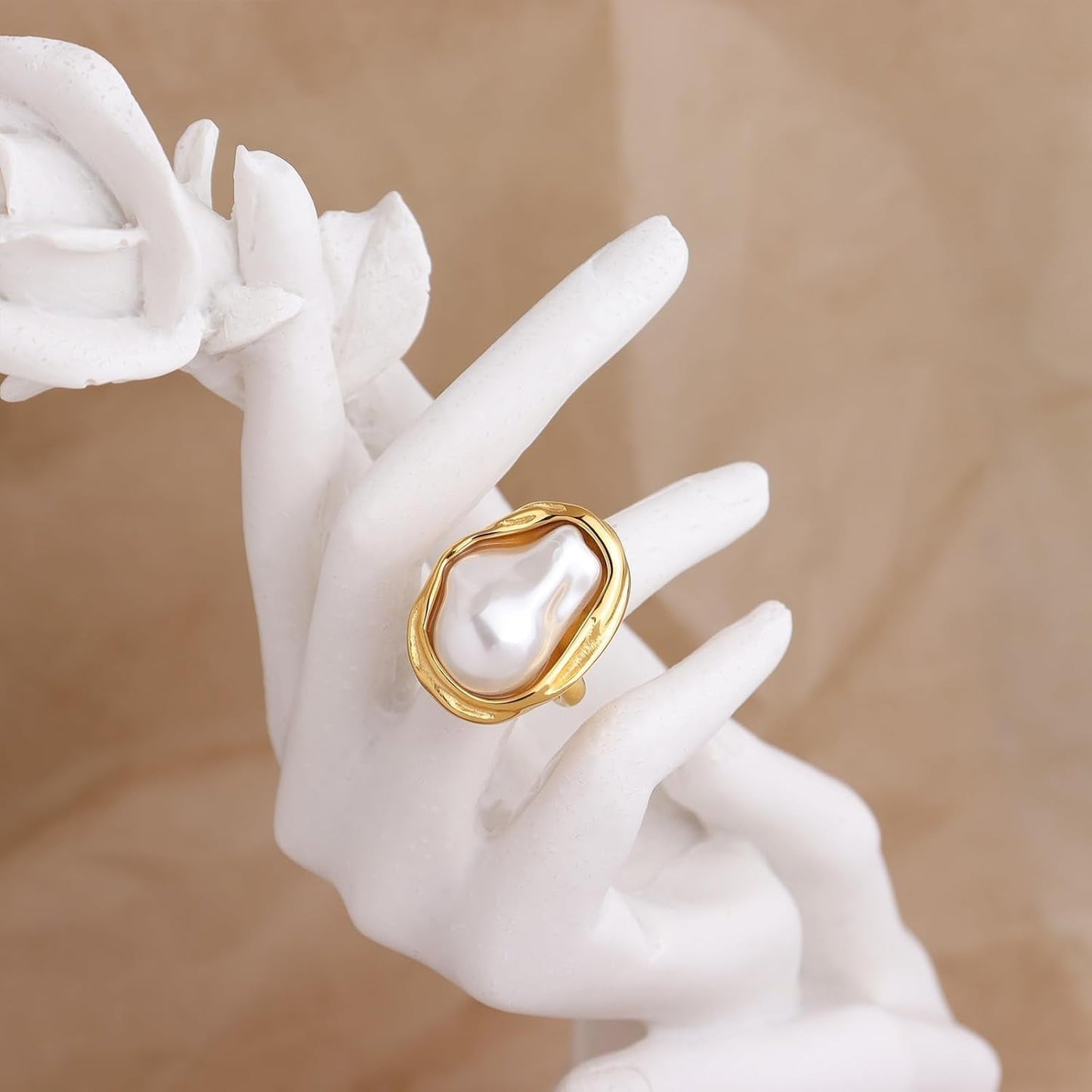 Chunky Gold Statement Dome Rings for Women, Exaggerated Thick Adjustable Open Finger Ring Prom Fashion Jewelry Gift.