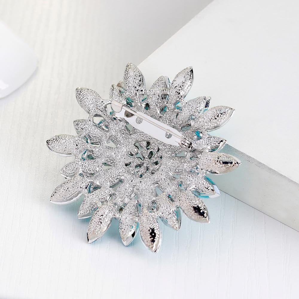 Exquisite Crystal Flower Corsage Bouquet Brooch Pin for Women Girls Rhinestone Floral Lapel Pins Clip Sweater Coat Scarves Dress Suit Badges Brooches Pins Fashion Jewelry Gifts Wedding