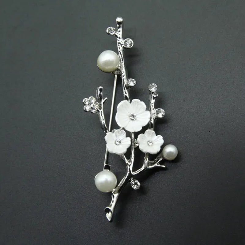 Natural Plum Blossom Brooches Pins for Women Vintage Freshwater Pearl Brooch Bouquet for Wedding Party