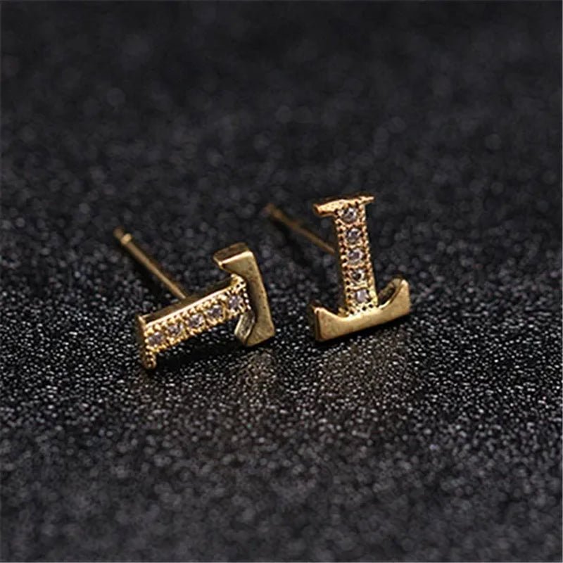 New Diamond Letter Stud Earrings Women Fashion Earrings 26 Letters A-Z
