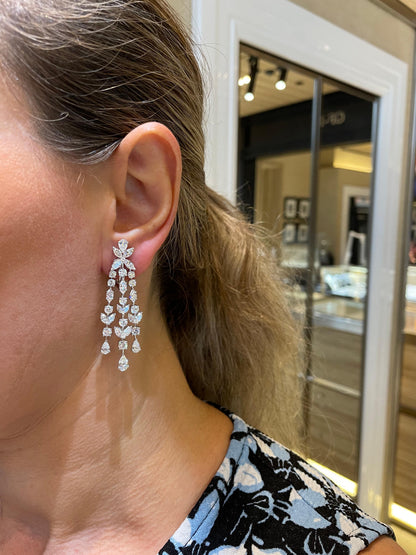 Stunning 12.36 Carat VS Diamond Chandelier Earrings 18k White Gold