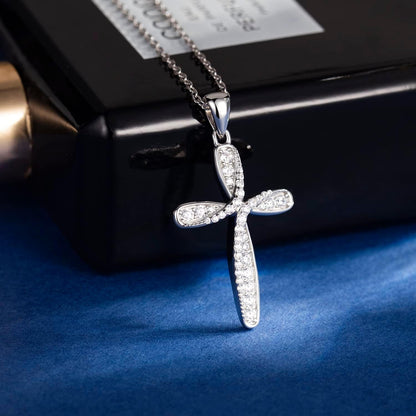 Necklaces for Women 925 Sterling Silver Heart Necklaces -  Infinity Love Platinum Plated Diamond Pendant 18", Silver, Cubic Zirconia