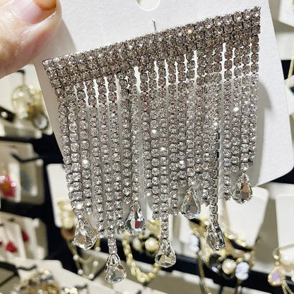 Autumn New Suit Accessories Are Fashionable, Exquisite and Simple Diamond Tassel Drop Pendant Net Red Brooch