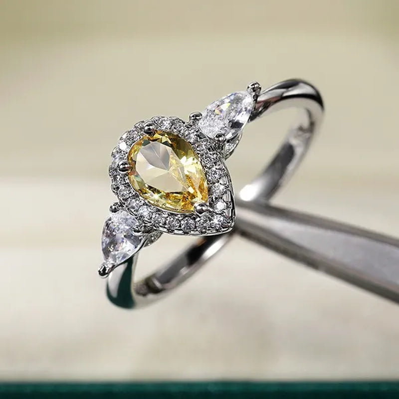 European and American New Style Simple and Fashionable Drop-shaped Inlaid Yellow Zircon Women's Ring. Fashionable Jewelry Accessories for Women's Engagement and Wedding, Valentine's Day Anniversary Gifts for Her