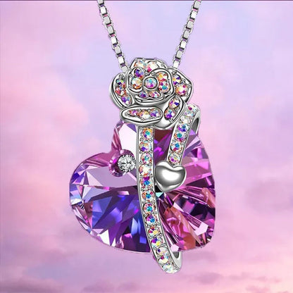 Elegant Fashion Women'S Creative Heart-Shaped Crystal Necklace Rose Necklace Butterfly Necklace Multicolor Love Diamond Flower Pendant Engagement Necklace Women'S Diamond Jewelry Birthday Party Gift Jewelry