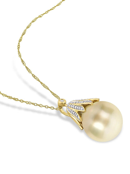 10-11Mm South Sea Cultured Freshwater Pearl and Diamond Accent 14Kt Yellow Gold Leaf Crown Drop Pendant with Chain