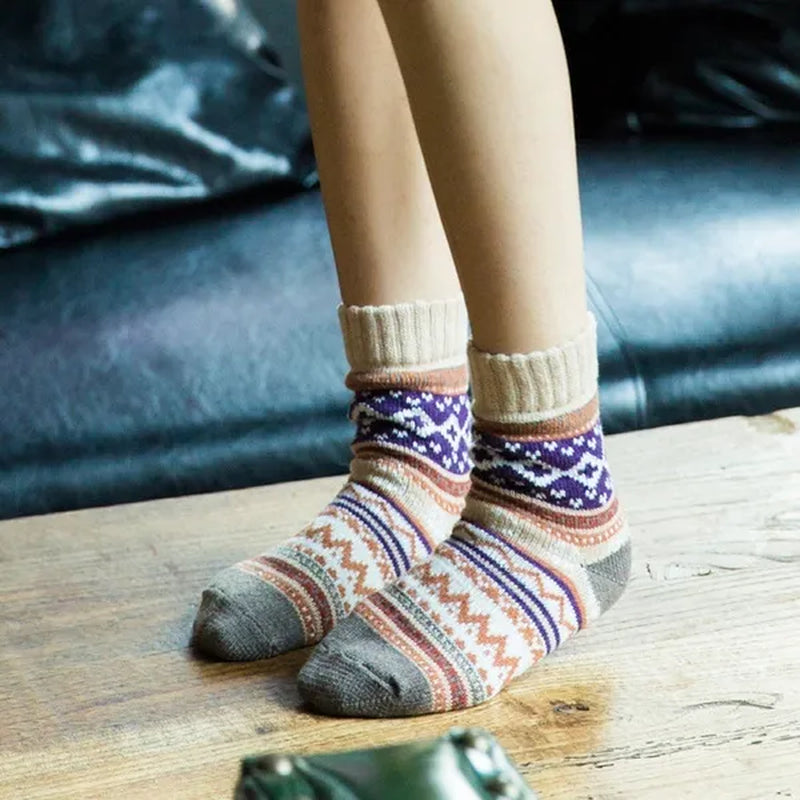 5Pairs Winter Knitting Cashmere Warm Cotton Soft Thicken Women Men Socks  Assorted Patterns Wool Sock For Men and Women