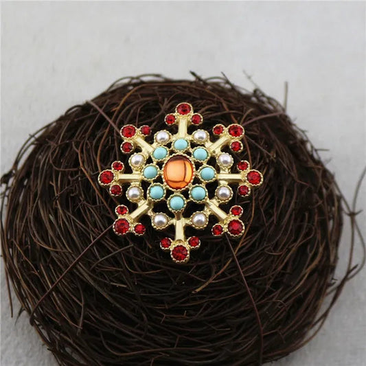 Luxury Creative Vintage Antique Retro Palace Brooch Ruby Pearl Matte Gold Alloy Snowflake Brooches Corsage