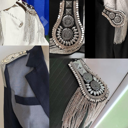 1 Pair of Metal Tassel Chain Shoulder Epaulets Shoulder Boards Badge Fixed with Pins for Men and Women
