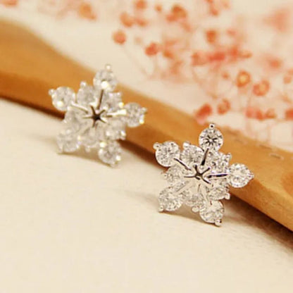 1 Pair Silver Plated Lab Diamond Snowflake Stud Earrings for Women Wedding Party Fashion Accessories