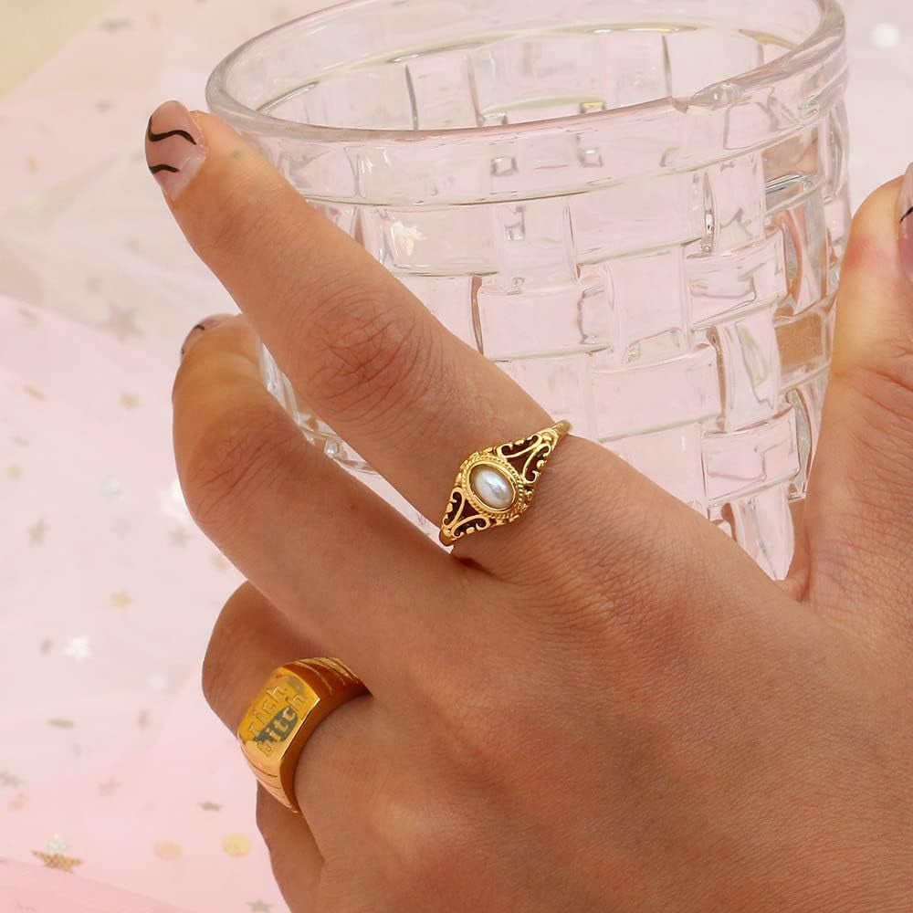Vintage Freshwater Pearl Rings Stainless Steel Gold Plated Flower Pattern Jewelry for Women