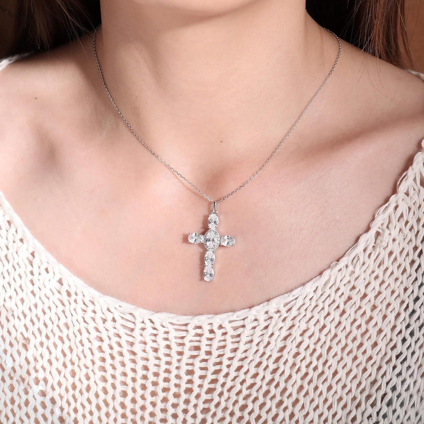 925 Sterling Silver Cross Necklaces for Women 18K Gold Plated Friendship Jewelry Trendy Charm Pendant Necklaces Dainty Necklaces Best Friend Birthday Gifts for Women Sister Mom Wife Her Friend Party