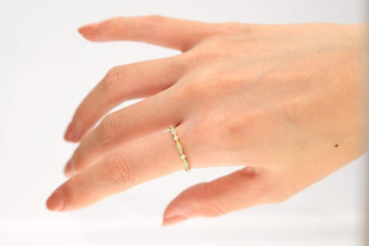 14K Yellow Gold Natural White Diamond Ring for Women Holiday Gifts | Ethically, Authentically & Organically Sourced (Round-Cut) Shaped Diamond Hand-Crafted Jewelry for Her | Diamond Ring for Women Holiday Gifts