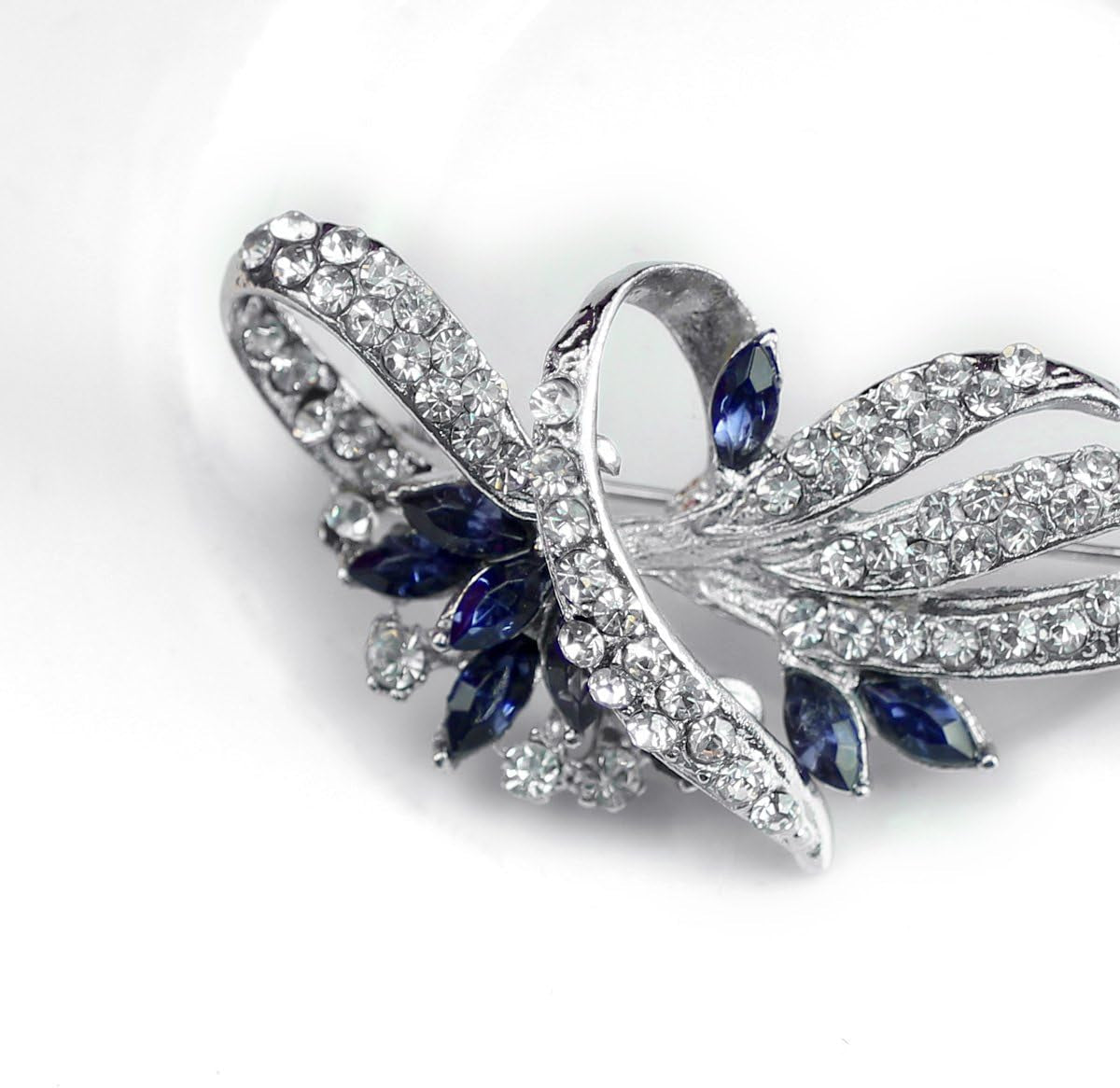 Created Crystal Brooch Fancy Vintage Style Flower Brooch Pin for Women, Girls, Ladies with Blue/Purple Created Crystal | Vintage Fashion | Brooches and Pins for Women | Ladies Jewelry