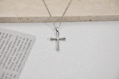 2 Pcs Cross Necklace for Women, Gold/Sterling Silver Plated Dainty Cross Pendant Necklace, Adjustable Chain, Trendy Gold Jewelry Gift for Women and Men