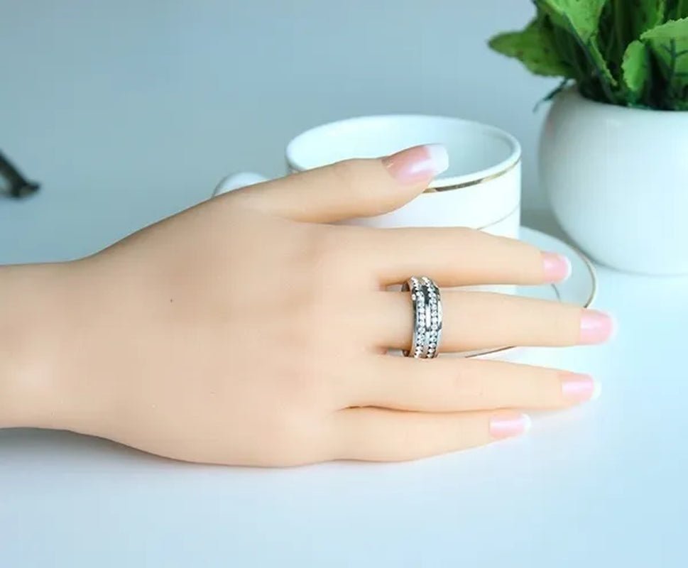 2020 Romantic Couple Jewelry Men's 316 Stainless Steel Double Row Zircon Ring And Ladies Heart Ring Set Couple Ring Bride Wedding Engagement Jewelry(Include: man ring or woman ring)