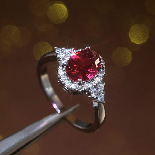 S925 Sterling Silver Classic Crystal Gem Engagement Ring with Sparkling CZ Diamond Ring Temperament Female Ruby Ring Luxury Jewelry Birthday Gift