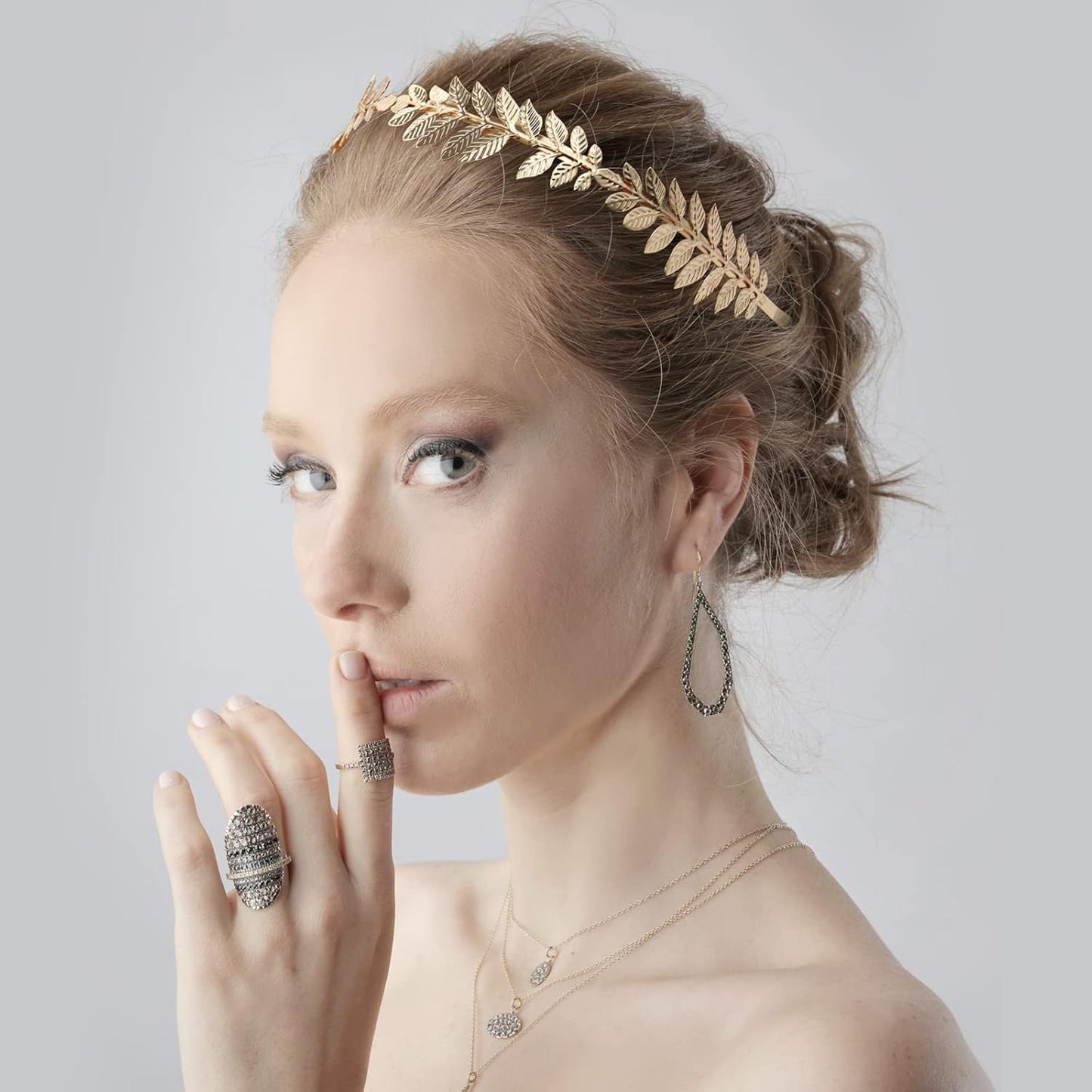 8 PCS Headbands for Women Girls, Gold Pearls Headband Metal Butterfly Flower Head Bands, Bridal Wedding Hair Accessories for Women