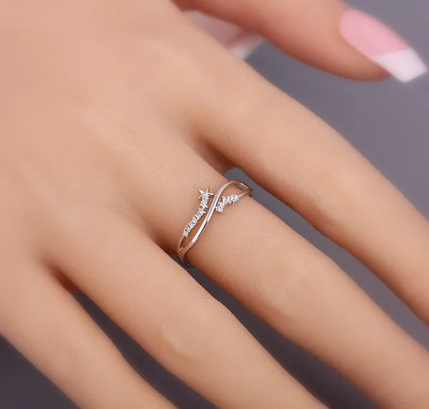 Women Small and Exquisite 925 Sterling Silver Color Morningstar Bright Diamonds Thin Ring Party Courtship Proposal Rings