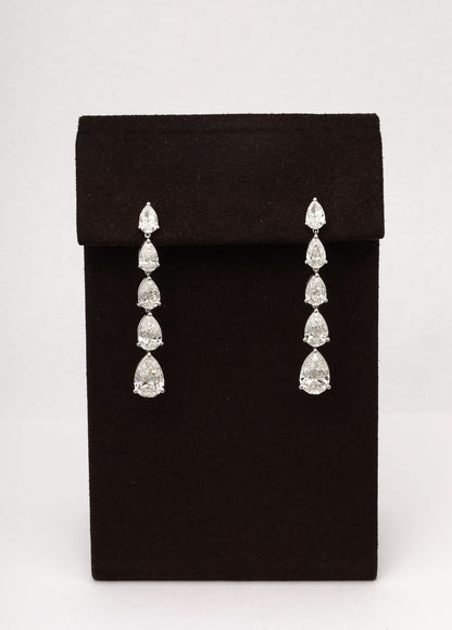 https://a.1stdibscdn.com/diamond-dangle-earrings-for-sale-picture-5/j_415/j_225039121712329998998/2P6A1437_master.jpg