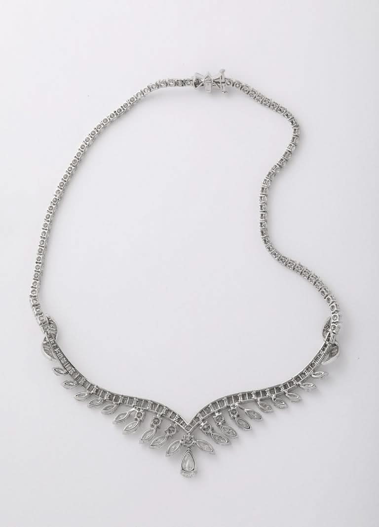 https://a.1stdibscdn.com/diamond-necklace-for-sale-picture-2/j_415/j_262308021747143461562/2P6A1588_master.jpg?width=768