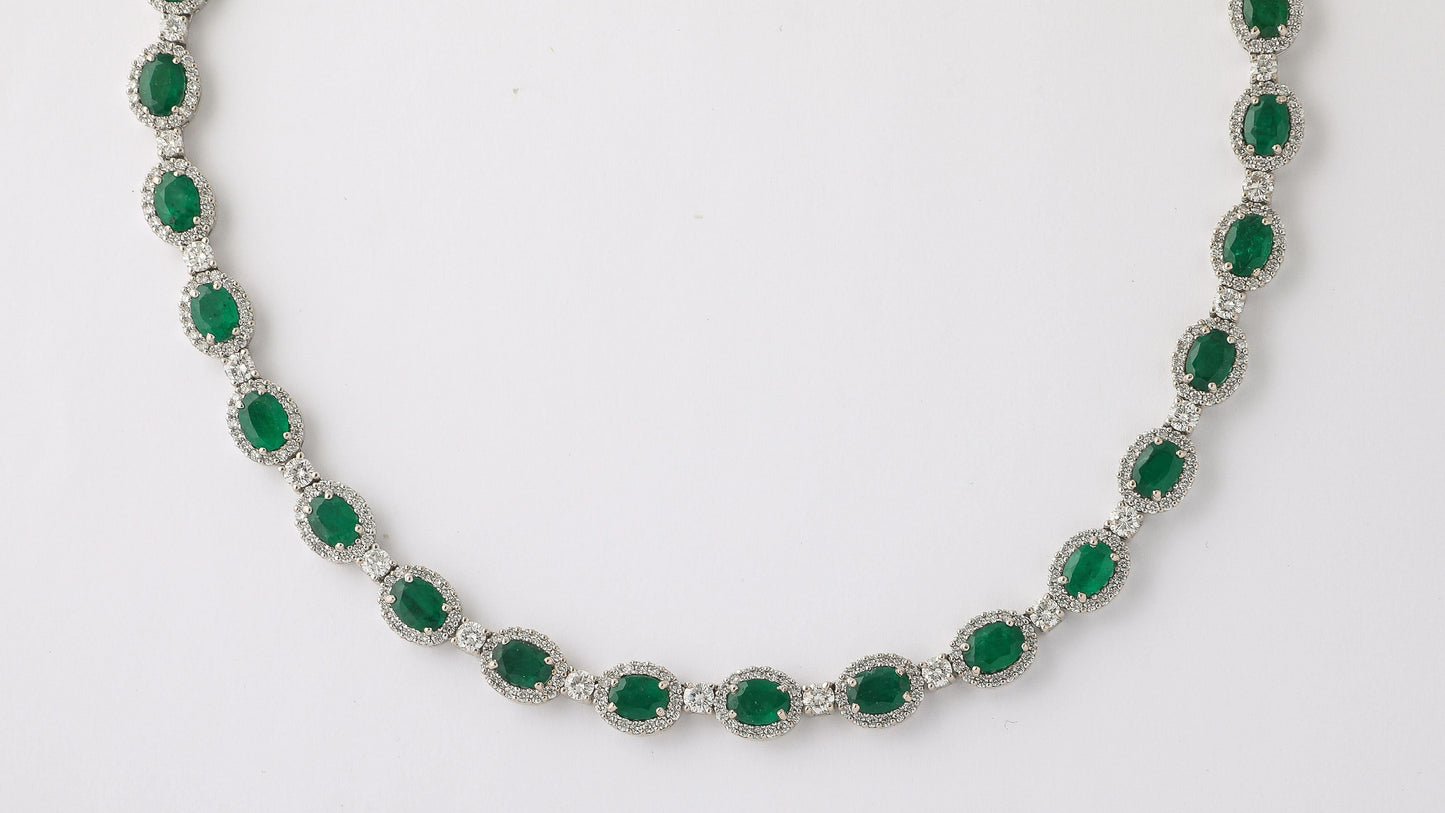 Exquisite 23.45ct Oval Emerald and 18.65ct Diamond 18k Gold Necklace