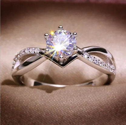 Six-Pronged Colorless Moissanite Infinity Engagement Ring In Infinity Ring Diamond Infinity Wedding Band  Micro Pave Infinity Ring Diamond Twist Ring Half-Way Infinity Ring Engagement Ring  Anniversary Ring Rings for Women Fashion Jewelry