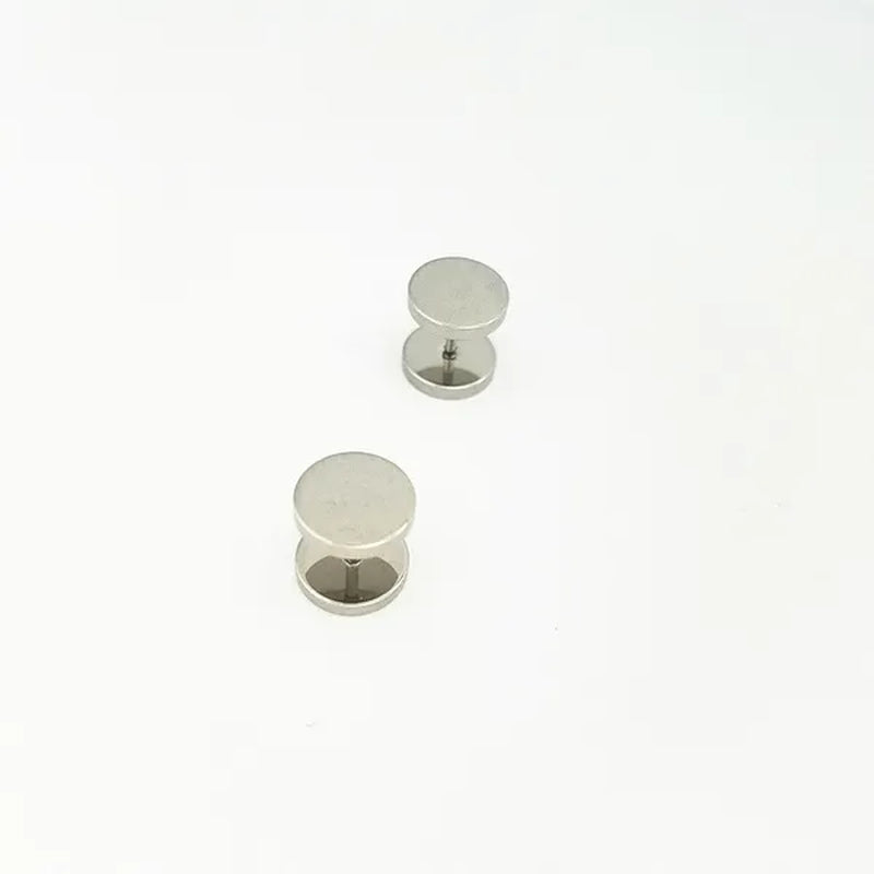 Punk Style Black Silver Stud Earrings Unisex Man Woman Earrings round Barbell Ear Stud Fashion Ear Piercing Jewelry Fake Plug 1 Pair