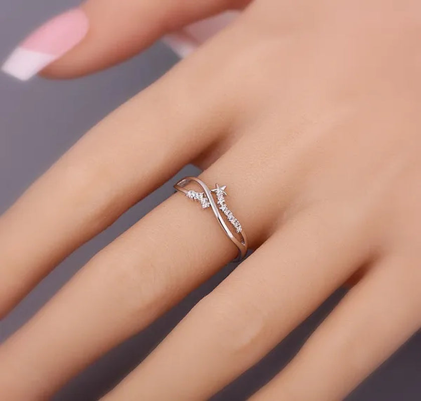 Women Small and Exquisite 925 Sterling Silver Color Morningstar Bright Diamonds Thin Ring Party Courtship Proposal Rings
