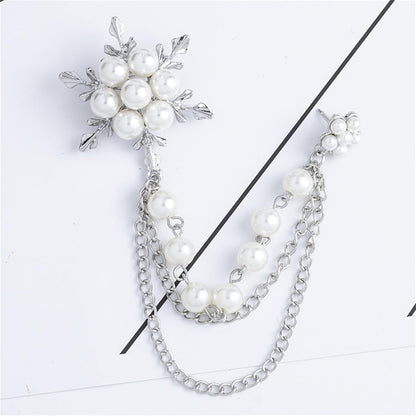 Glittering Imitation Pearl Crystal Snowflake Flower Hanging Chain Brooch Pin for Women Men Fashion Snowflake Tassel Shirt Collar Lapel Pin Charming Clothes Bags Decoration Jewelry