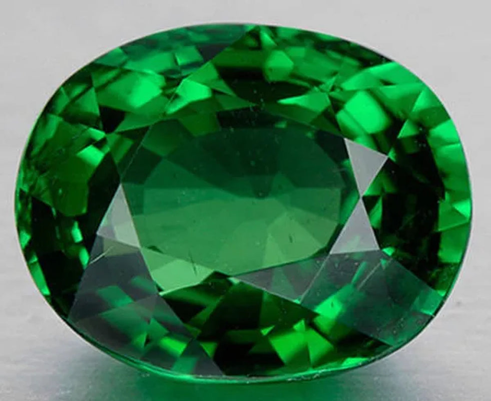 6.00 Cts Natural Gemstone Green Emerald 9X11Mm Oval Cut Sri-Lanka VVS Gemstone - WORLD TIME VISITS