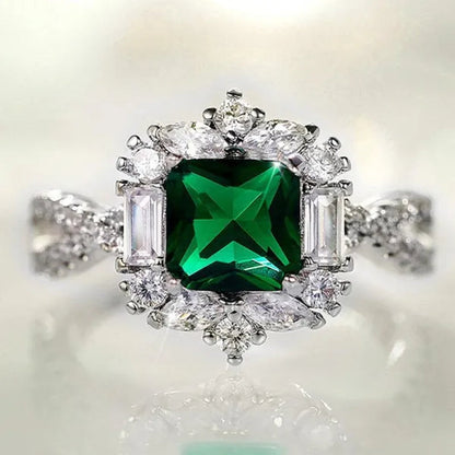 Exquisite Bridal Engagement Rings Cubic Zirconia Emerald Rings for Women Princess Wedding Ring Jewelry