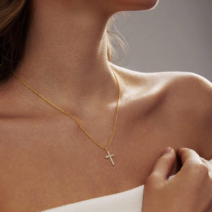 Cross Necklace for Women,18K Gold/Silver Plated Tiny Cubic Zirconia Cross Pendant Necklace for Women Simple Layered Cross Necklaces for Women