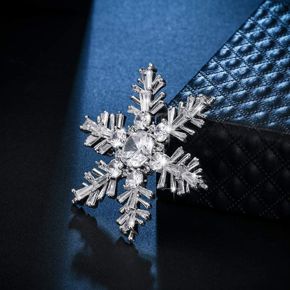 White Gold Plated Cubic Zirconia CZ Winter Art Deco Snowflake Flower Clear Brooch Pin for Women Lady