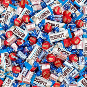 Patriotic Candy, Independence Day Chocolate Mix - HERSHEY’S KISSES and NUGGETS, HERSHEY’S COOKIES ‘N’ CREME Bar, Reesescups (3 Pound Bag - Approx. 160 Count)