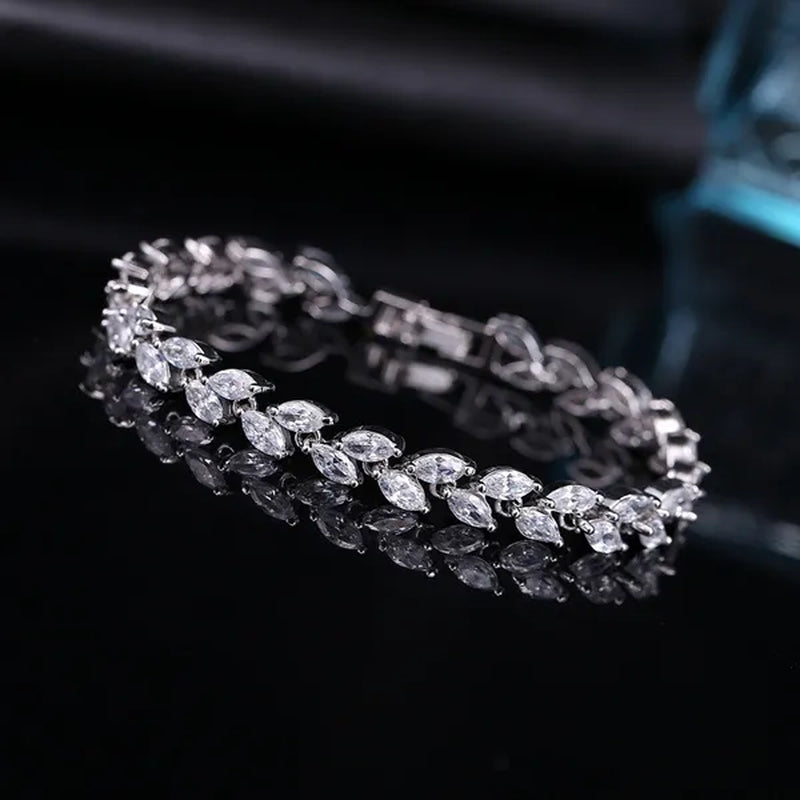 Trendy 2019 Cubic Zirconia Jewelry 925 Silver Leaf Charm CZ Crystal Female Bracelets Bangles for Women