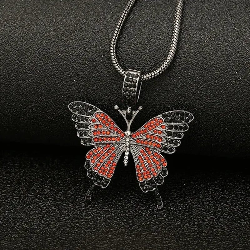 Colorful butterfly pendant necklace set with diamond alloy, snake chain, hip hop necklace for men and women