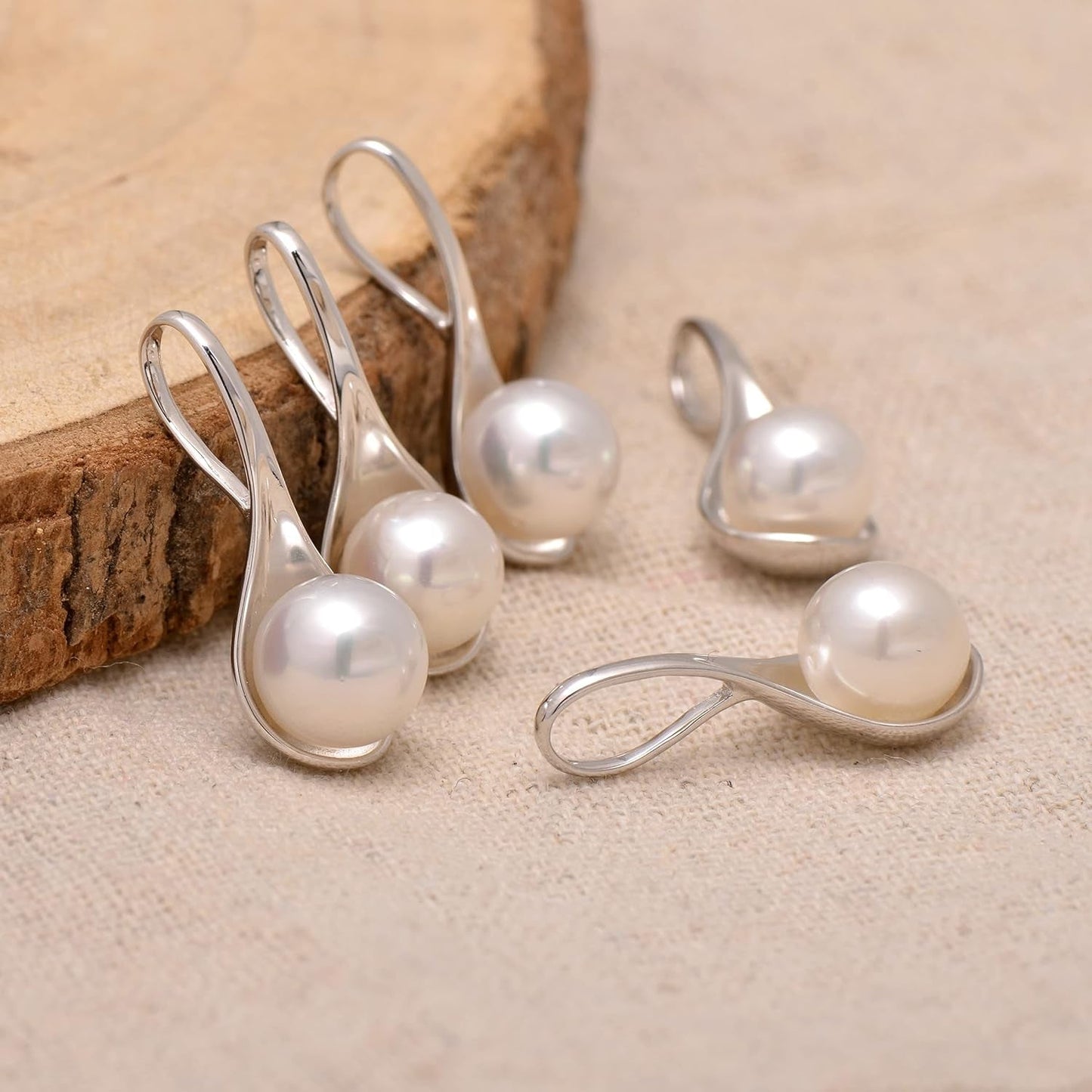 925 Sterling Silver Spoon Shaped South Sea Cultured White Pearl Pendant Necklace