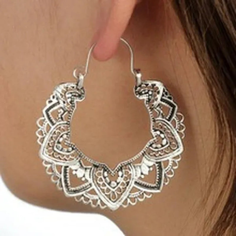2023 new vintage fashion ladies bohemian 925 silver petal heart-shaped metal totem earrings earrings large hoop earrings glamorous bridal wedding engagement earrings anniversary birthday party gift jewelry 1 pair