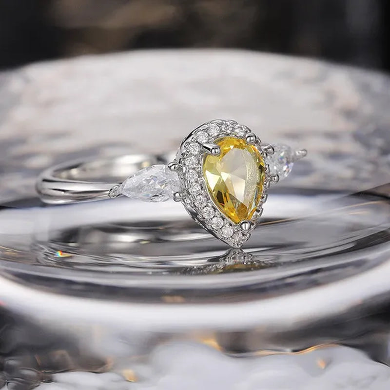 European and American New Style Simple and Fashionable Drop-shaped Inlaid Yellow Zircon Women's Ring. Fashionable Jewelry Accessories for Women's Engagement and Wedding, Valentine's Day Anniversary Gifts for Her