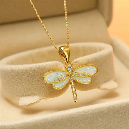 New Fashion White Imitation Opal Dragonfly Pendant Necklace Crystal Inlaid Gold Clavicle Chain Necklaces Jewelry