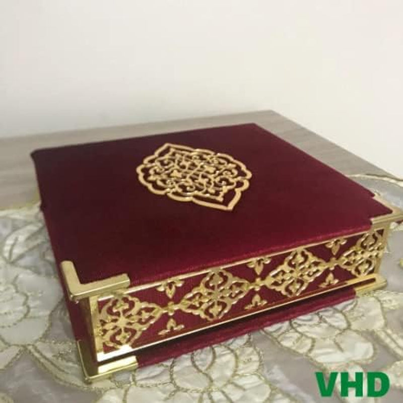 Velvet Covered Quran Tasbeeh Islamic Gift Set, Holy Quran Prayer Beads Wooden Gift Box, Islamic Birthday, Wedding, Graduation, Eid, Ramadan Gift Favor (Claret Red)