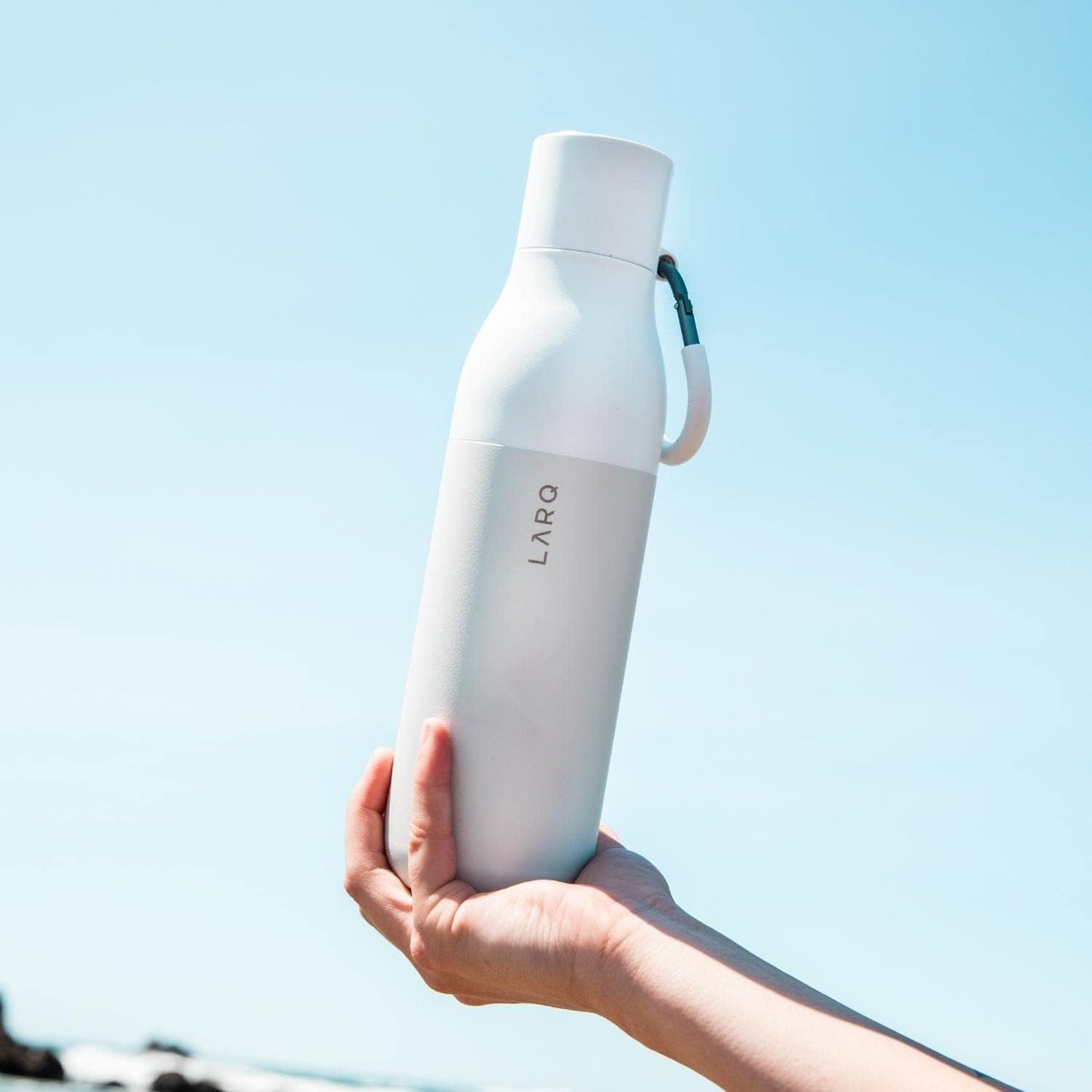 Bottle Flip Top 17 Oz - Insulated Reusable Stainless Steel Water Bottle with Straw | Thermos, BPA Free | for Sports, Gym, and Travel | Keep Drinks Cold for 24 Hours | Granite White