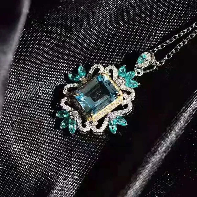 The Jewelry Imitation Natural Topaz Necklace Inlaid with High Carbon Diamond Pendant