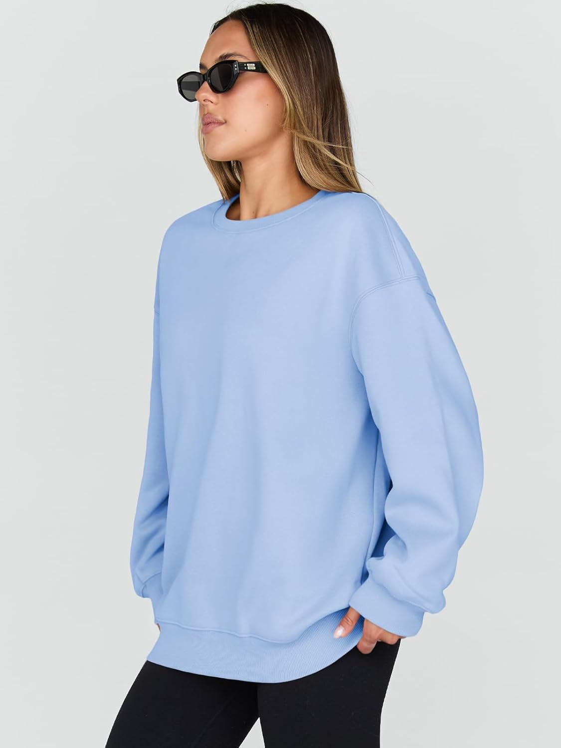 Sweatshirts for Women Hoodies Oversized Crewneck Tops Sweaters Comfy Fall Winter Outfits Clothes 2025 Fashion