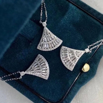 Trendy Silver Plated Pave Setting White Sapphire Lab Diamond Geometric Sector Pendant Necklace for Women Wedding Anniversary Gift